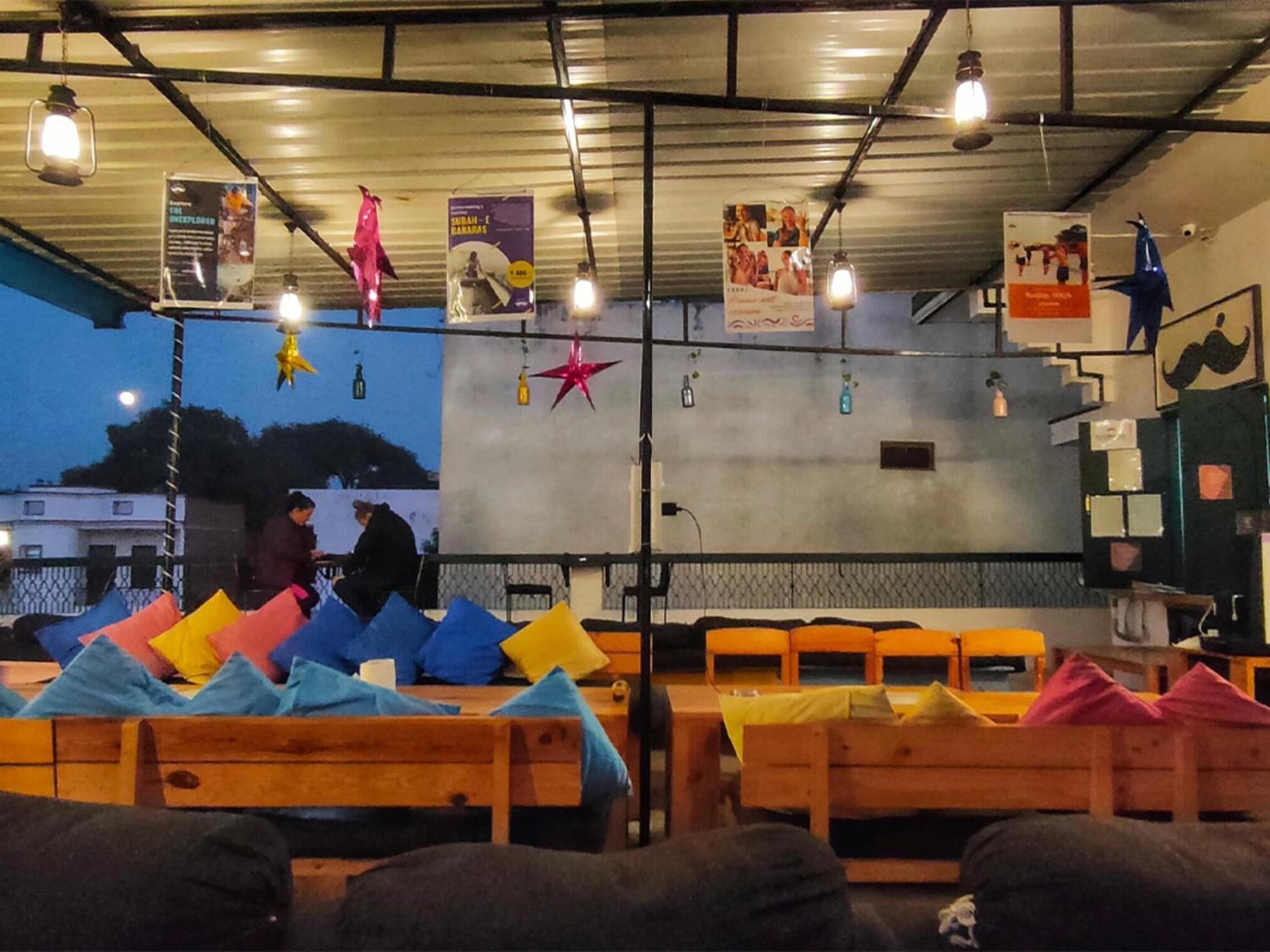 Moustache Varanasi Exterior foto
